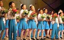 Mongolian children singing