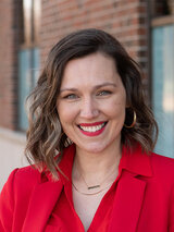 [Photo of Lindsey Severson]