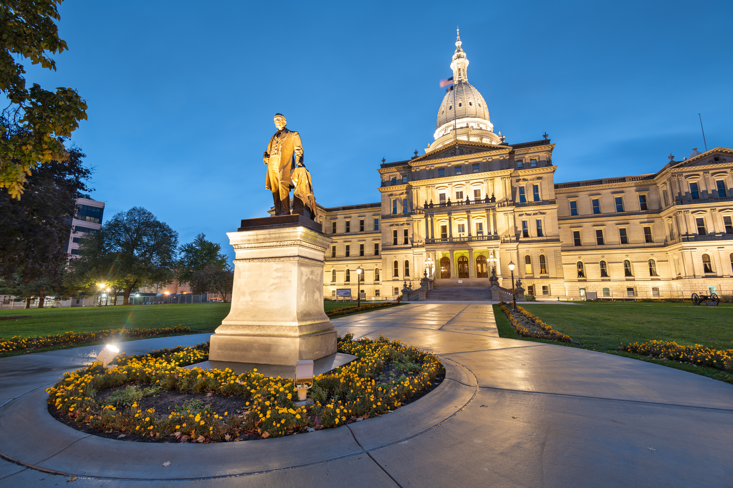 Examine families when deciding how to grow Michigan's population - Vimarsana News